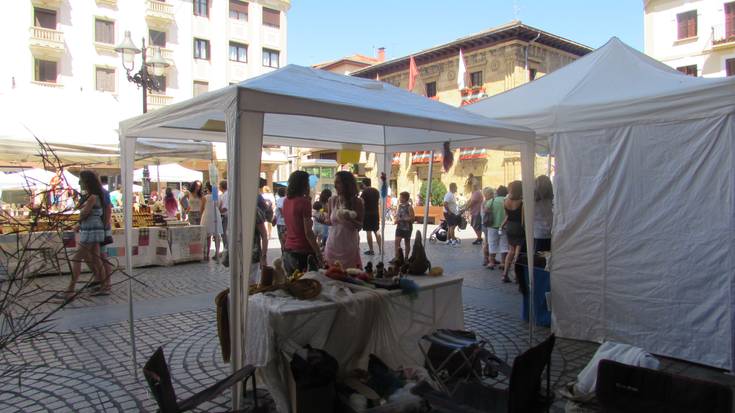 Azoka: Udaberriko IX. Azoka, Nahia elkarteak antolatuta