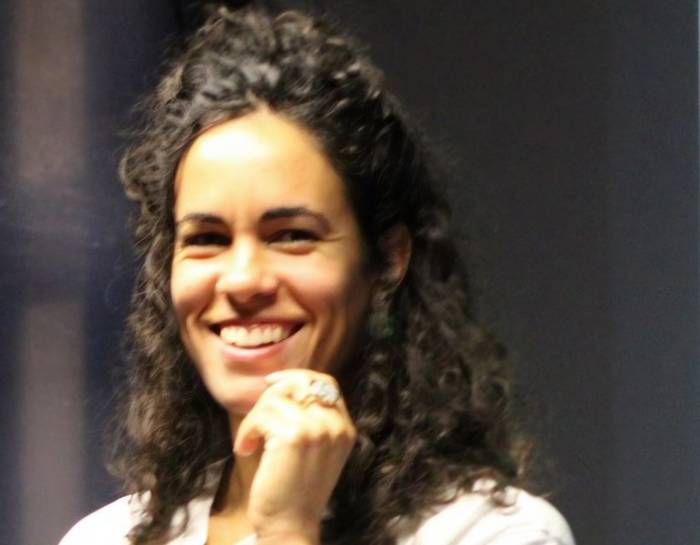 Amande Anin: "Euskararen kontra jokatzen duten indar asko ditugu Ipar Euskal Herrian"