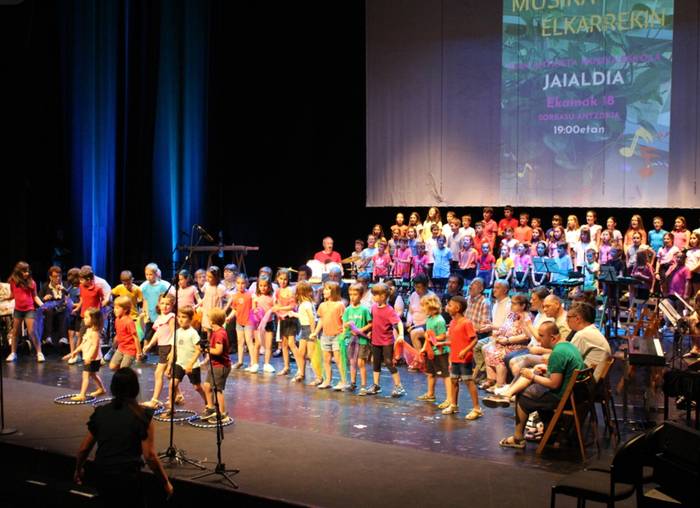 Musikaletan murgilduko da Juan Antxieta musika eskola ikasturte bukaerako jaialdian