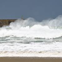 Hitzaldia: Tonny Butt surflaria eta ozeanografoa