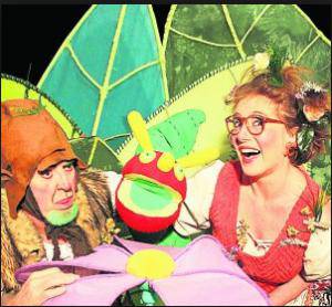 Igandean hasiko da 2014ko antzerki programazioa, haurrentzako 'Beldartxo jatuna' obrarekin