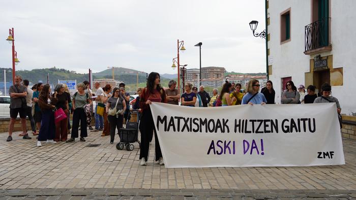 Basauriko hilketa matxista irmoki salatu dute Zumaian