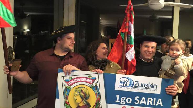 Priya-Aldako bikoteak irabazi du museko Zarauzko Ikurriña