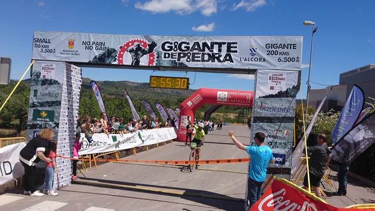 Joseba Albizuk irabazi du Gigante de Piedra Small proba