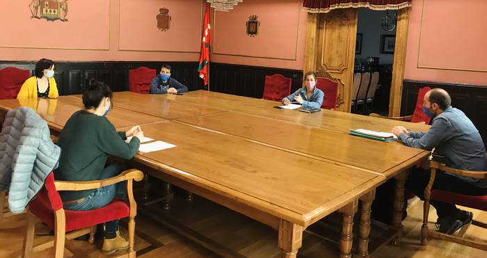 COVID-19 gaixotasunaren hedapena murrizteko neurriak zorroztu ditu Azpeitiko Udalak