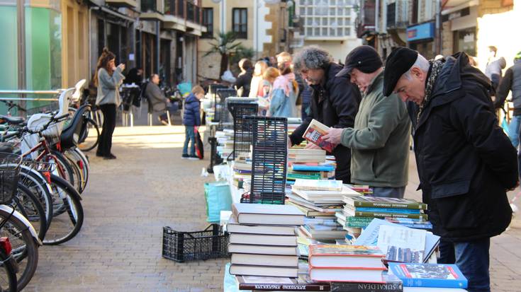 Berreskuratutako disko eta liburu azoka izango da igandean eta astelehenean