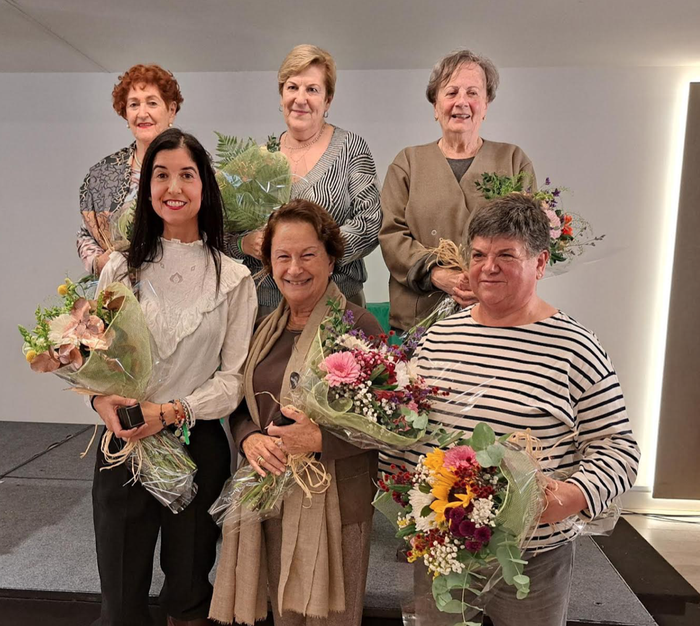 Minbiziaren Aurka Gipuzkoan elkarteak Maria Rosario Esnal omendu du