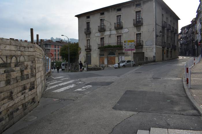 Azpeitiko Artetxe parea itxita izango da bihar eta ostiral goizean