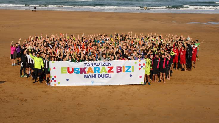 Plaieroak ere euskararekin