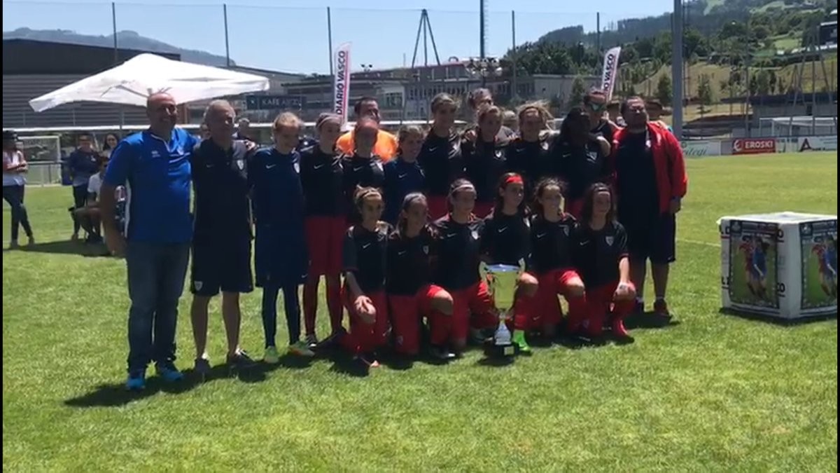 Athleticek irabazi du infantil nesken Azpeitia Cup