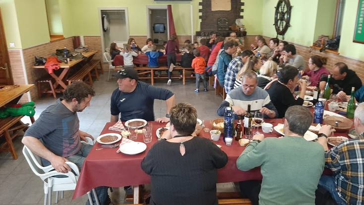 Babarrun jana izan dute Narrondoko Gure Ametsa elkartean