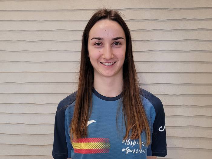 Ugazi Manterola Espainiako selekzio nagusiarekin estreinatu da