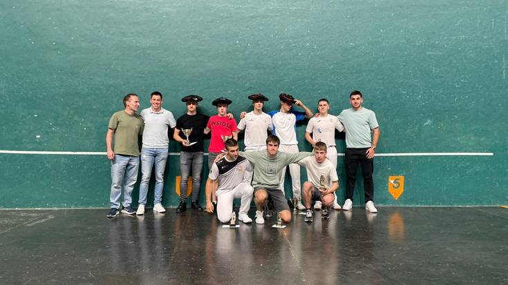 Etxaniz-Beroz eta Nazabal-Elorz nagusi Zarauzko I. Esku Pilota Txapelketan