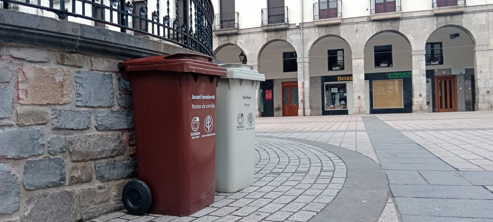 Karnabalak direla eta, hondakin komertzialen bilketa ordutegian aldaketak izango dira
