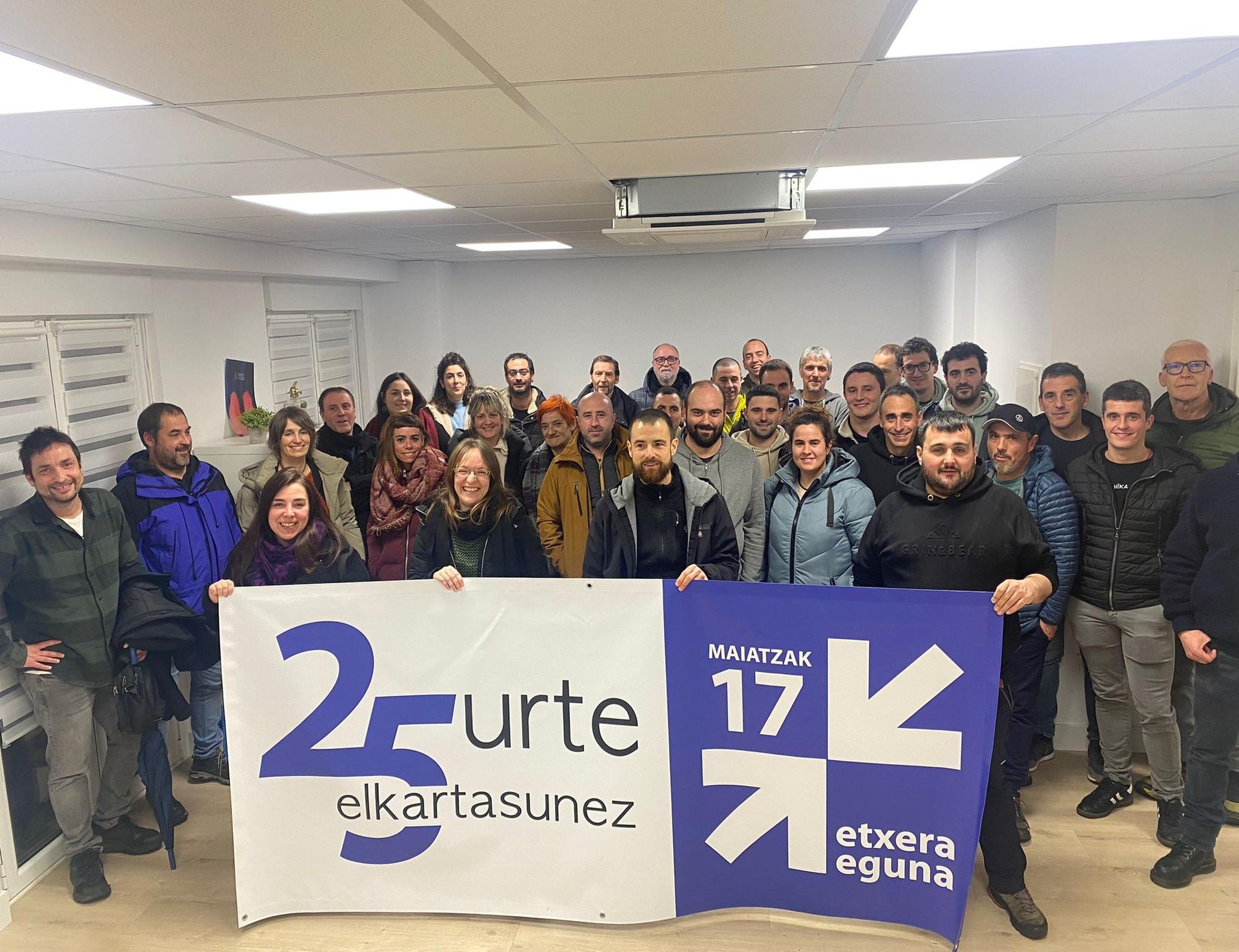 Egitarau bete-betearekin dator 25. Etxera Eguna