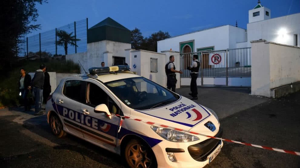 "Arrazoi ezezagunak"