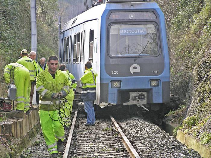 Tren istripua izan da eguerdian Orioko geltokitik gertu