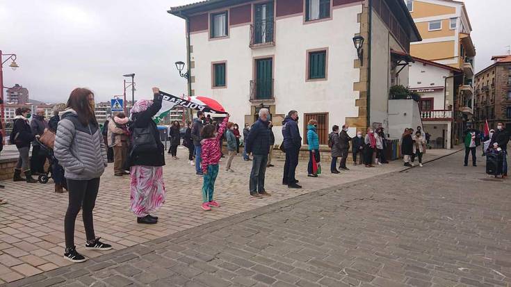 Sahararen askatasuna aldarrikatzeko kalera atera dira zumaiarrak