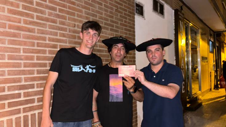 Asintxo eta Ruka nagusi SKAPAko mus txapelketan