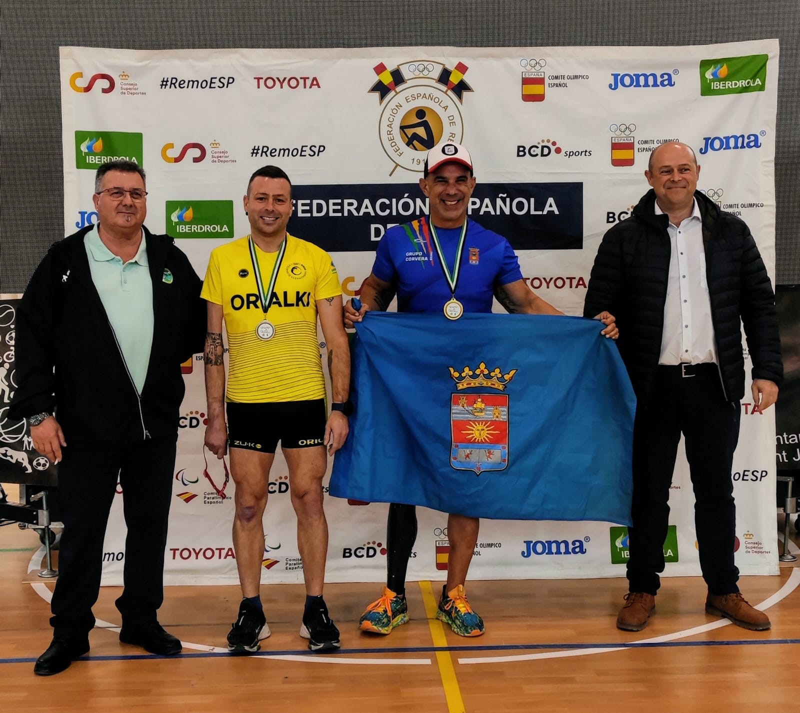 Alberto Rebollok zilarrezko bi domina lortu ditu Open Indoor Arraun proban