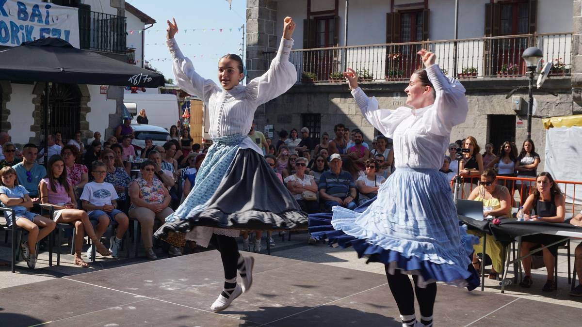 Ate joka ari dira Aiako San Donato eta San Lorentzo jaiak