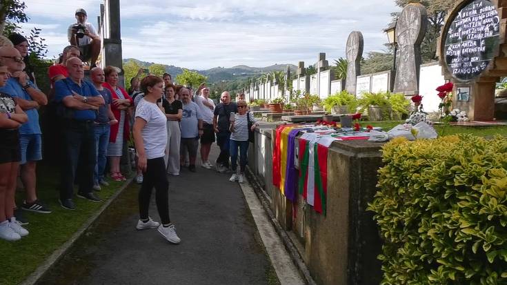 Gudari Eguneko ekitaldia, Zarauzko hilerrian