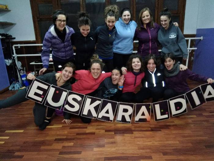 Euskaraldiari buruzko tailerra eta txapa banaketa egingo dute larunbatean Zestoan