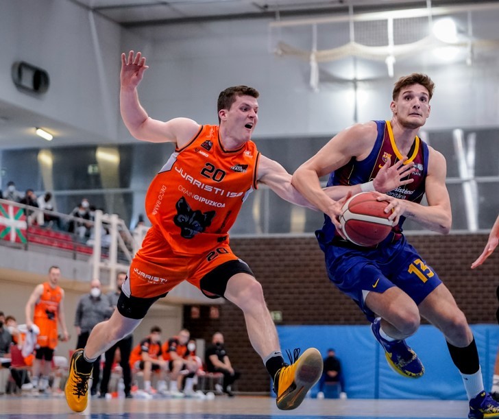 Kevin Buckingham ISBko jokalariak denboraldia galduko du belauneko lesio bategatik