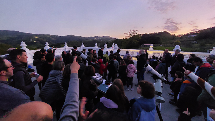 Jabier Armentia astrofisikariak hartuko du parte Zarauzko Astronomia Astean