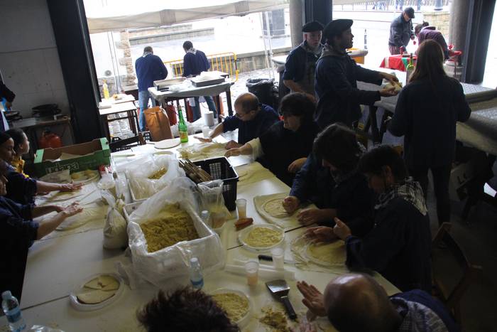 San Tomas giroan murgildu dira Getarian