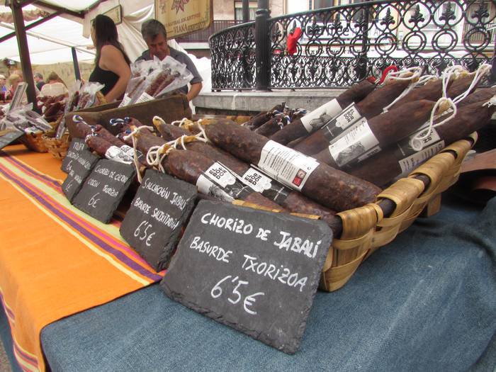 Nafarroako produktuen azoka egongo da Zarautzen