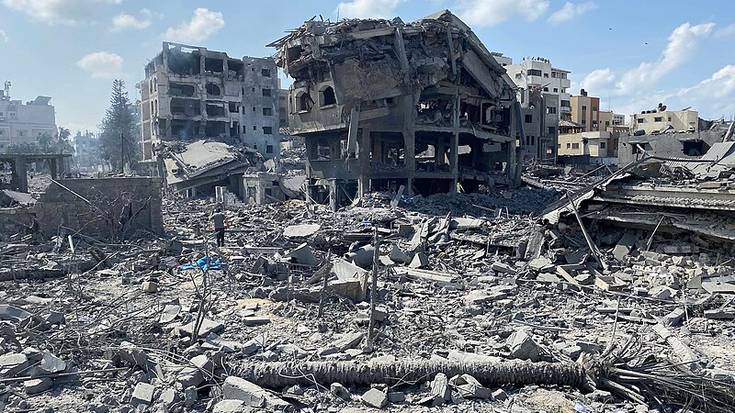 Gazako sarraskia gelditzeko eta konponbide politikoa eskatzeko mobilizazioak deitu dituzte biharko