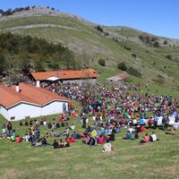 Laja eta Lutxurdio trikitilariekin erromeria