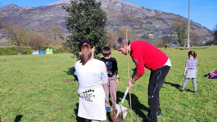 Martxoaren 1ean egingo dituzte aurtengo Zuhaitz Eguneko landaketak