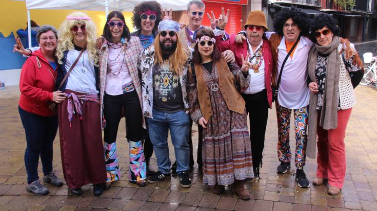Haurrak protagonista santamarinetako Hippie Egunean
