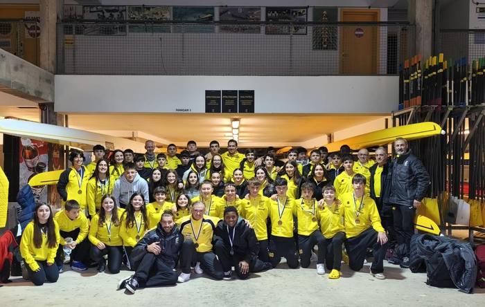 OAEko arraunlariek 17 domina eskuratu dituzte Gipuzkoako Ibilbide Luzeko Txapelketan