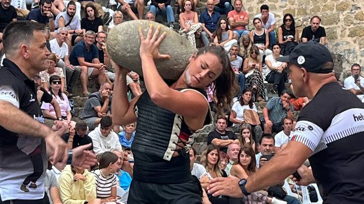Ainitze Zumeta: "Harri jasotzea ez dut nire gogoz utzi, gorputzak hala erabaki duelako baizik"