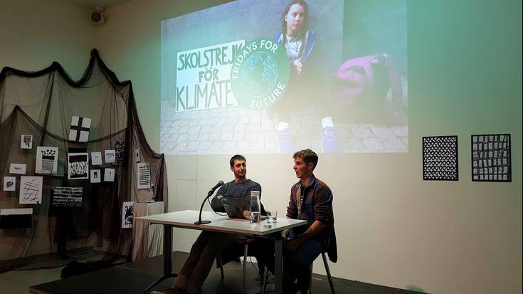 Desobedientzia zibilaren defentsa egin du Jon Kareagak, Alondegian egindako solasaldian