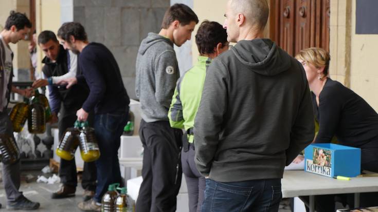 Elkargunean ostiralean eta Ikasberrin astelehenean banatuko dituzte Errigoraren udaberriko kanpainaren produktuak