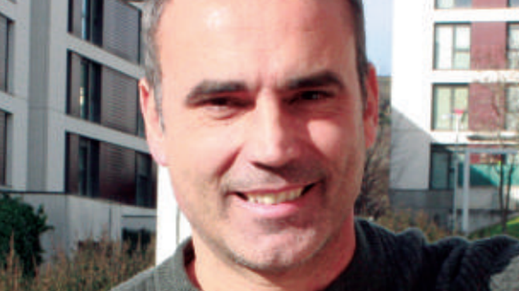 Josu Salegik Hondarribia saria jaso du Bordari Satarka literatur lehiaketan