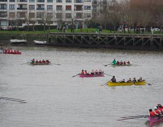 Traineru eta batel estropadak jokatuko dituzte gaur arratsaldean