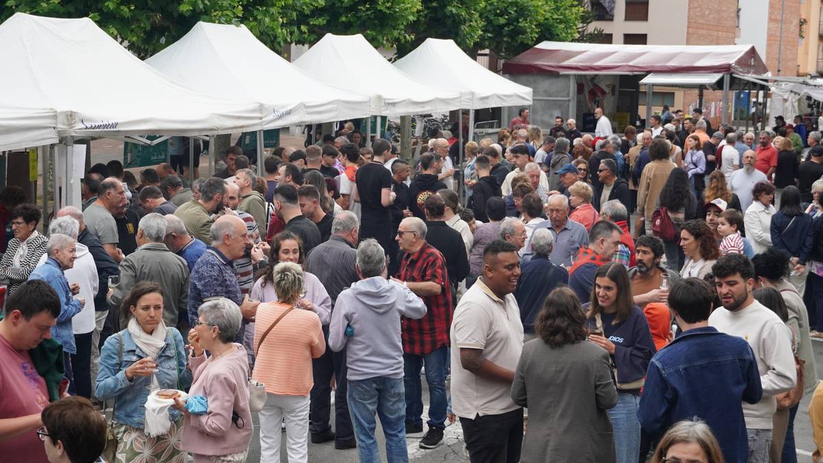 Kirola, txakolina eta musika, Sanjuandegiko Auzo Egunari ekiteko