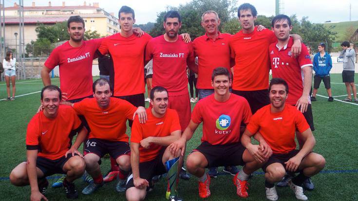 Bokates taldeak irabazi du 7ko Futbol Txapelketa