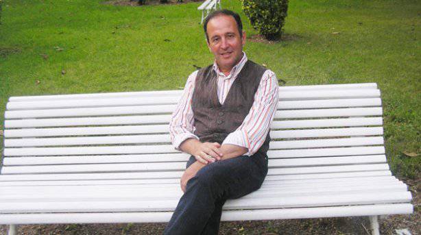 Juan Carlos Irizar musikaria hil da