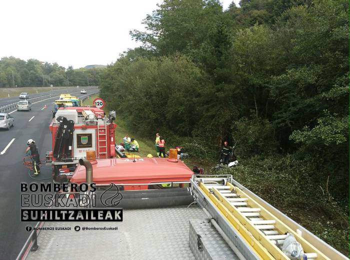 Istripua izan da autobidean, Zarautz eta Irun artean