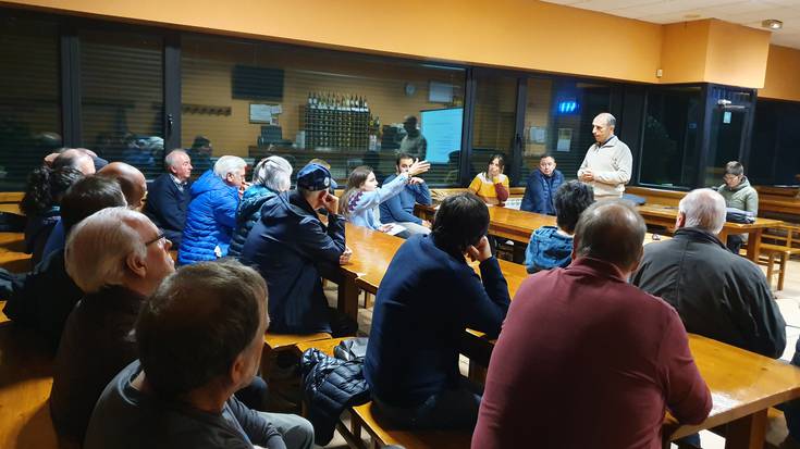 Herritarren 150 ekarpen jaso dituzte udal aurrekonturako