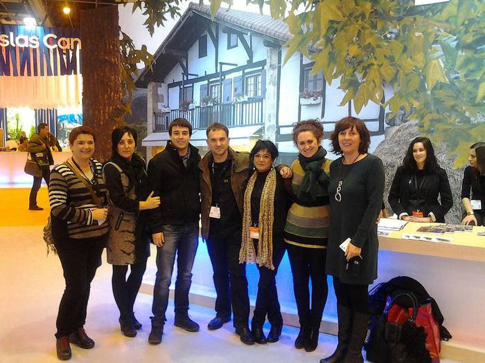 Idoia San Sebastian eta Beñat Solaberrieta Fitur azokan izan dira