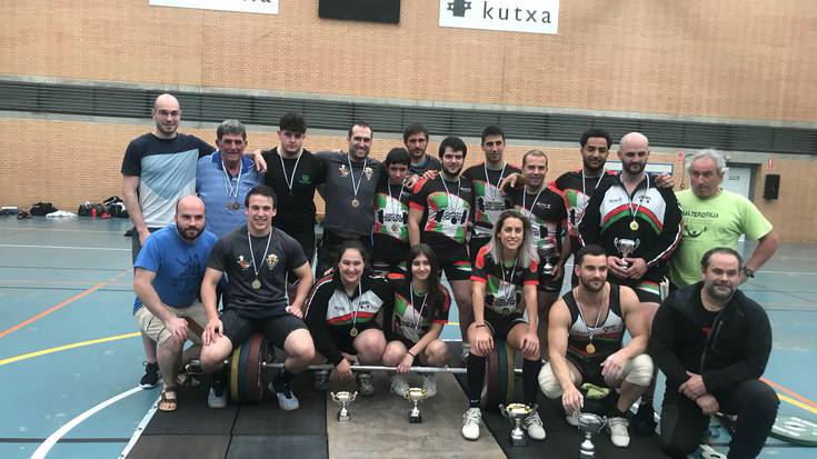 ZKE Halterofiliak sei domina erdietsi ditu Gipuzkoako Txapelketan