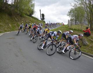 Azkoitian zehar ibiliko da Euskal Herriko Itzulia ostiralean eta zapatuan