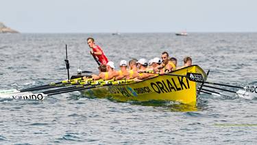 Hamabigarrengoz irabazi du Oriok Zarauzko ikurrina